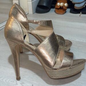 Bronze Nine West heeled sandals by viviglam 👡👡👠👠